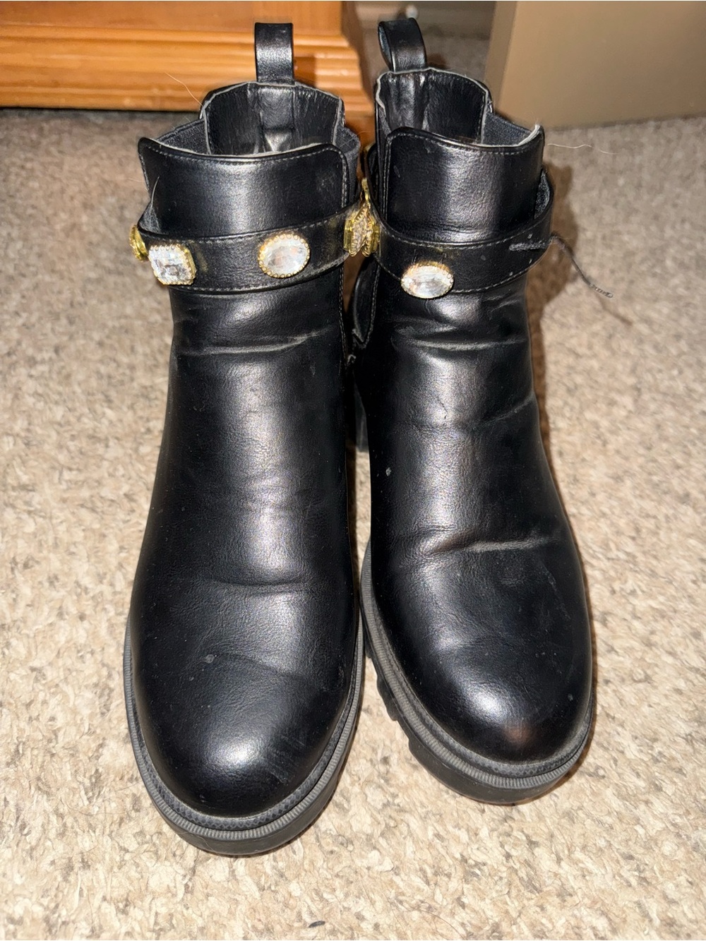 Black Women's Chelsea Ankle Boots with Decorative Gold Accents